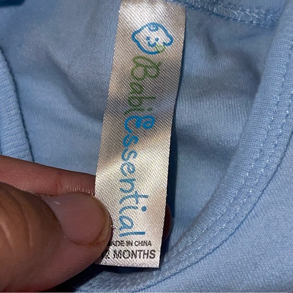 Baby Essentials Bodysuit - Picture 4 of 7